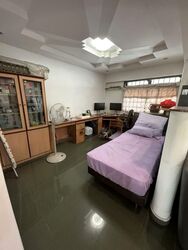 Blk 579 Hougang Avenue 4 (Hougang), HDB Executive #532824411